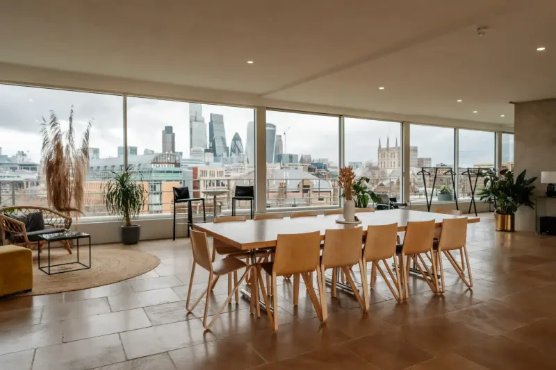 London Bridge Penthouse in London Bridge
